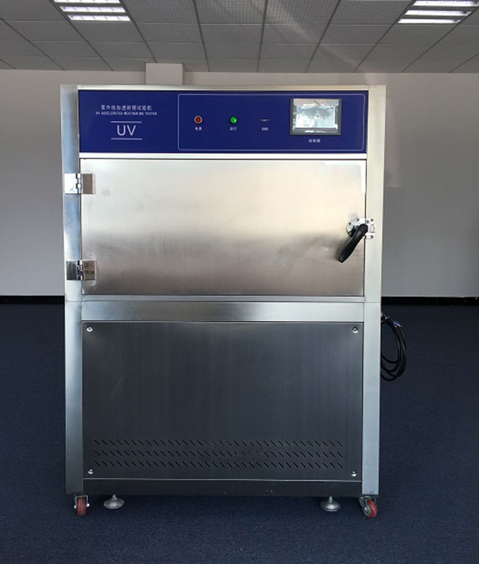 紫外線耐氣候試驗(yàn)箱產(chǎn)品實(shí)拍圖